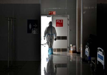 В России за сутки от коронавируса умерли 798 человек