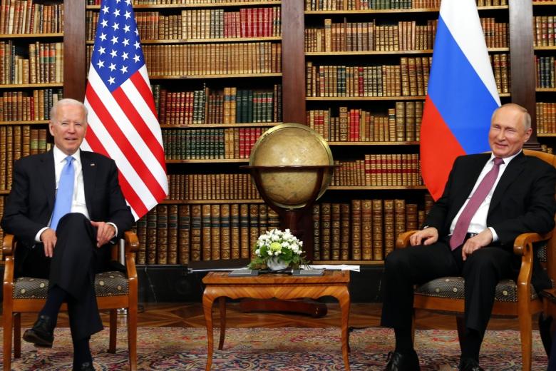 Джо Байден и Владимир Путин