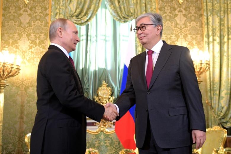 Президент РФ Владимир Путин с президентом Республики Казахстан Касым-Жомартом Токаевым