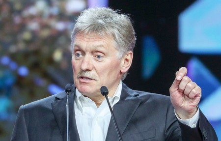 Песков ответил, как Россия относится к диалогу Ирана и США