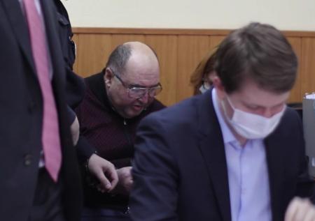 Песков прокомментировал уголовное дело Бориса Шпигеля