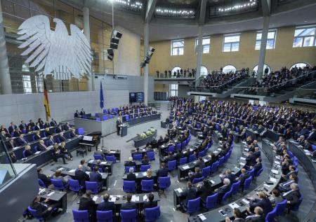 Бундестагу предлагают «сесть на диету»
