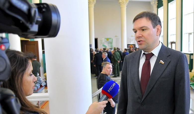 Леонид Левин