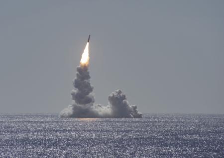 В Британии сочли провальный запуск ракеты Trident за сигнал Путину
