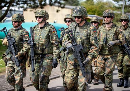 В Минобороны ФРГ задумались о возвращении военного призыва