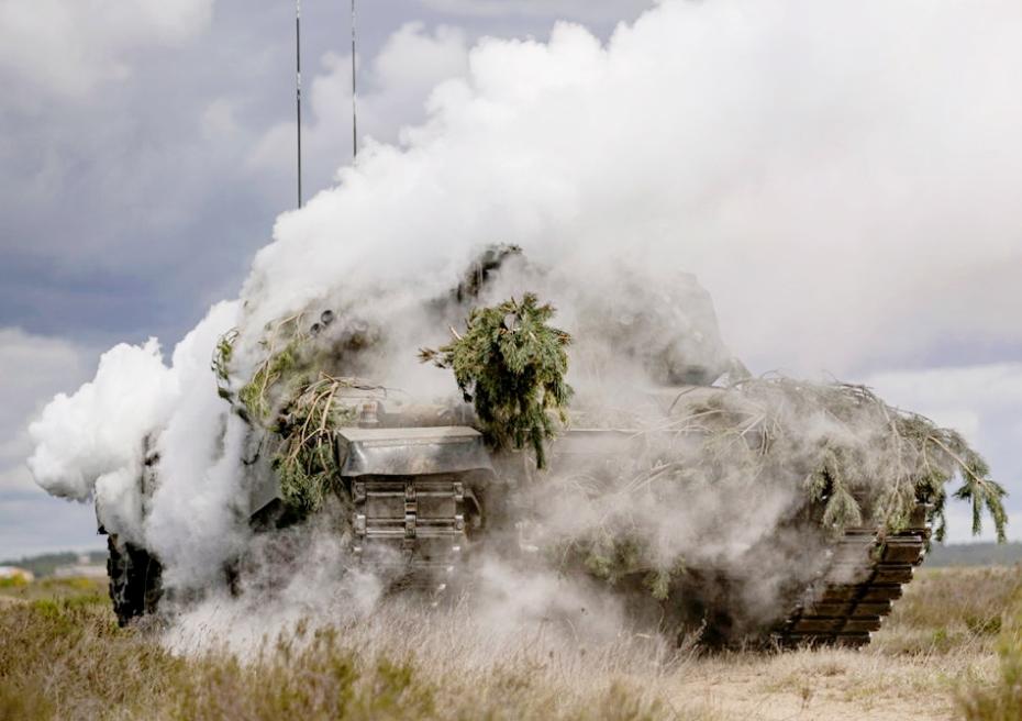 Танк Challenger 2