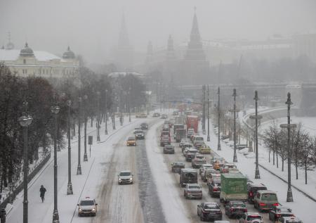 В Москве объявили «жёлтый» уровень опасности из-за мощного снегопада