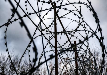 Для пары, обвиняемой в фейках и вандализме, запросили 7,5 года колонии