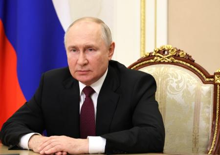 Путин заявил о постепенном формировании многополярного мира
