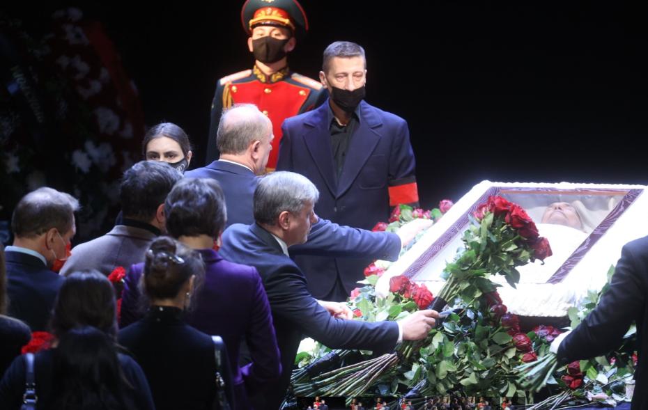 Геннадий Зюганов