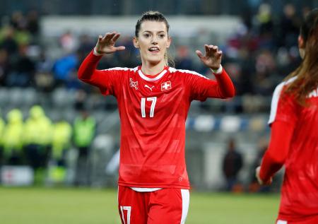 Швейцарская футболистка пропала во время прогулки по озеру