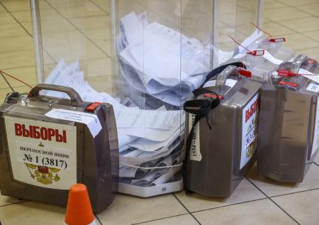 Стало известно об отстранении председателя УИК в Москве за вброс бюллетеней