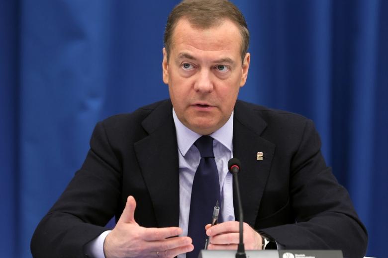 Дмитрий Медведев