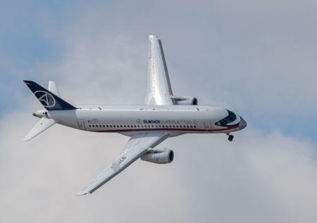 Первый полет Superjet с российским двигателем сняли на видео