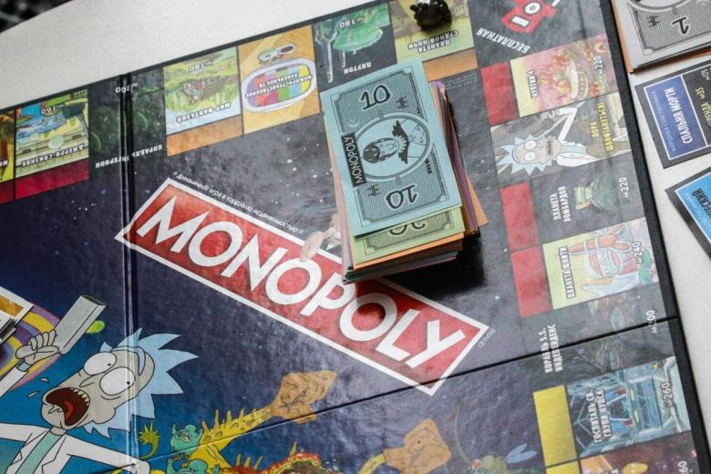 Настольная игра «Монополия»