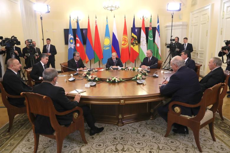 Неформальный саммит глав стран СНГ
