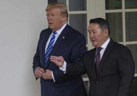 Трамп оконфузился на встрече с президентом Монголии