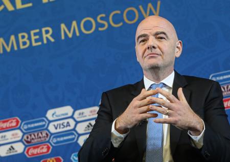 Президент ФИФА заявил о необходимости ввести в футболе чистое игровое время
