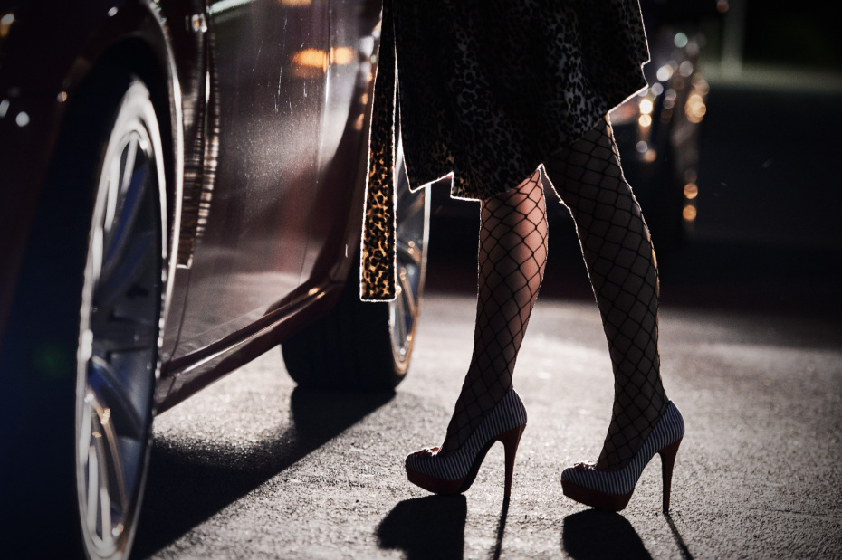 Минет под дулом пистолета: эскортница рассказала о худших клиентах