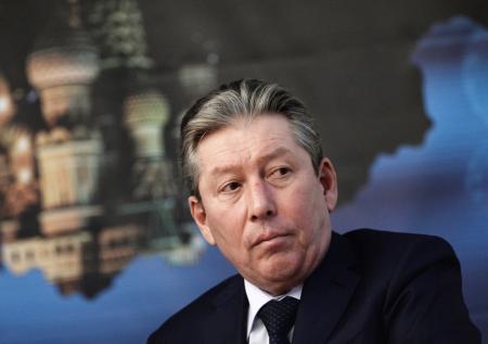 Mash: глава совета директоров ЛУКОЙЛа выпал из окна и погиб