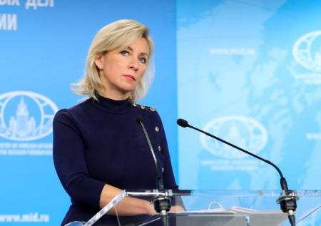 «Супер-бренды»: Захарова заявила, что одевается только в отечественное
