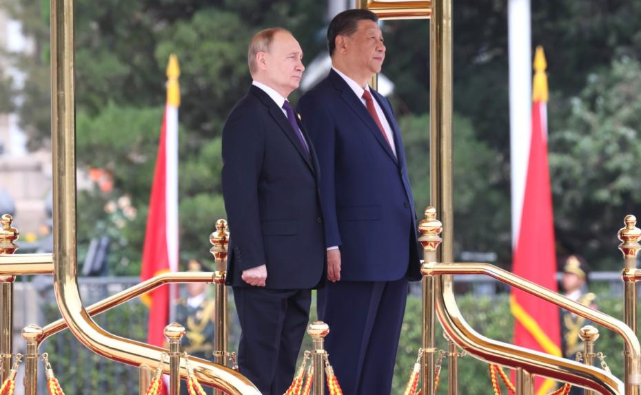 Церемония официальной встречи президента России Владимира Путина председателем КНР Си Цзиньпином