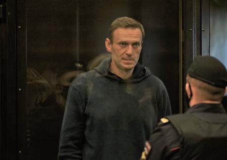 Суд над Навальным за клевету на ветерана: онлайн-трансляция