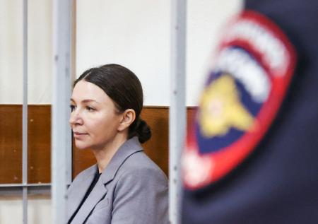 Слезы, малолетняя дочь, потеря имущества: когда вынесут приговор Блиновской