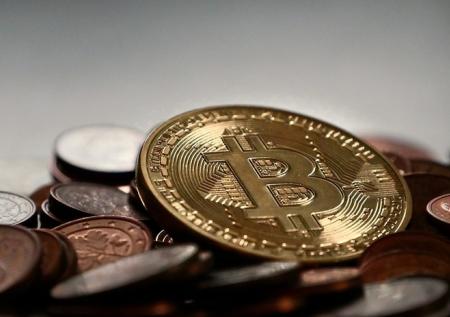 Соцсети сообщили об обнинских цыганах, торгующих с рук биткоинами