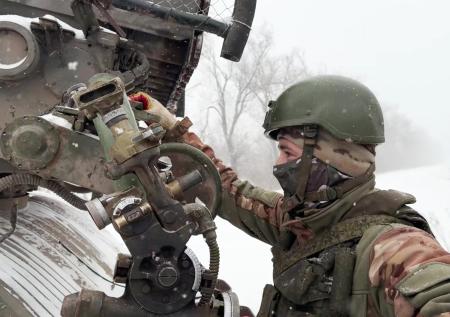 Военэксперт раскрыл, как автотехнику защищают от дронов ВСУ в зоне СВО