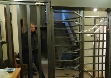 Мэр российского города вышел из СИЗО и захватил городскую администрацию