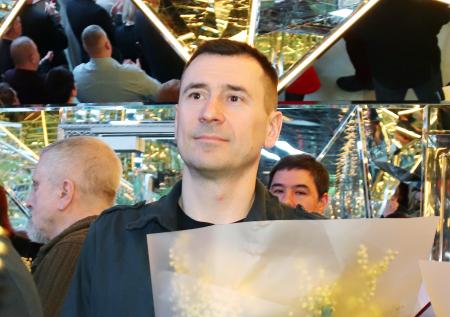 Работа грузчиком, мнение об СВО, третий брак: как живет Евгений Миллер