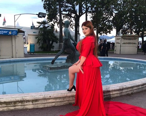Модель plus-size Юлия Рыбакова