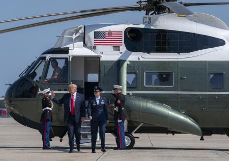 Трампа обвинили в распространении «теории заговора»
