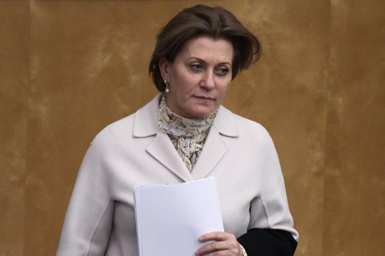 Анна Попова