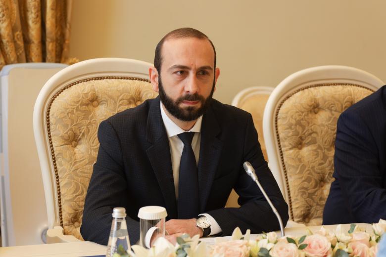 Министр иностранных дел Республики Армения Арарат Мирзоян