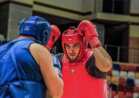 «Готов выйти на замену в Абу-Даби»: российский тяжеловес рвётся в UFC