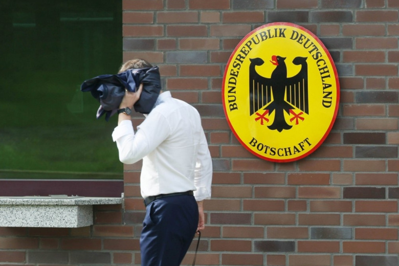 Здание посольства Германии на Мосфильмовской улице в Москве