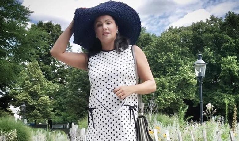 Анна Нетребко