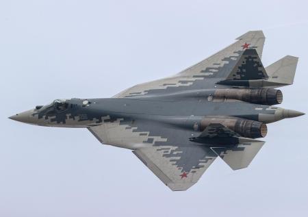 Генерал раскрыл главное преимущество Су-57 перед F-22 и F-35