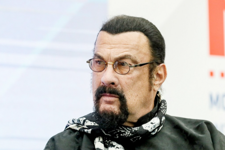 Стивен Сигал