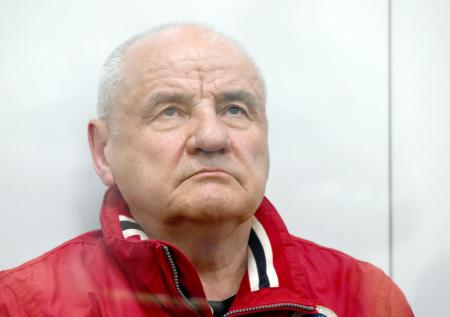 Фигуранты дела о растратах в Минобороны дали показания на генерала Попова