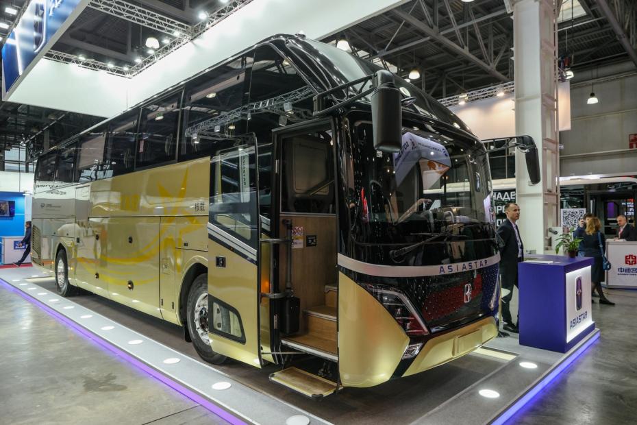 Автобус китайского завода Asiastar (YBL6128HQ3) на международной выставке автобусной техники BW Expo 2022 в международном выставочном центре «Крокус Экспо»