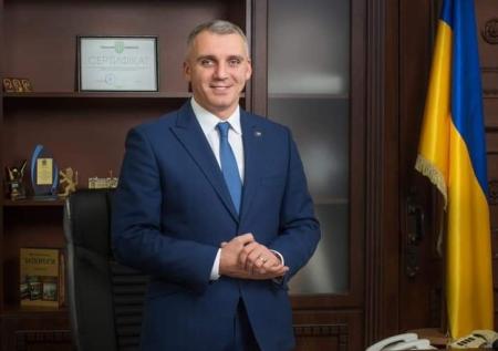 Мэр украинского города на Библии поклялся в непричастности к коррупции