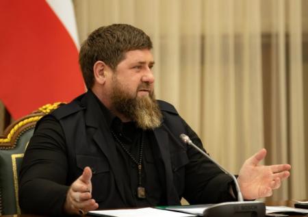 В Кремле решили не вклиниваться в спор Кадырова и Соболева
