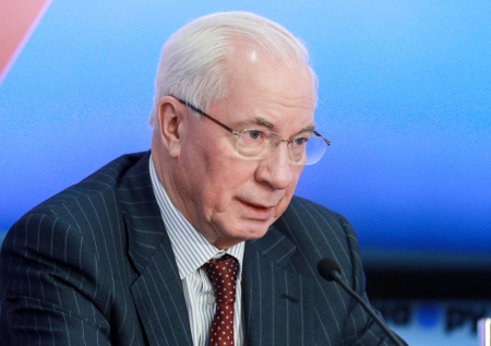 Экс-премьер Украины назвал организатора бойни на Майдане
