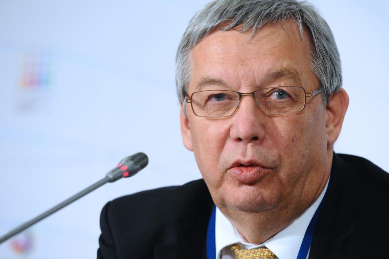 Валентин Гапонцев