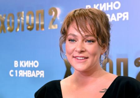 «Холоп-2», скандал с Блиновской, митинг: как живет актриса Аглая Тарасова