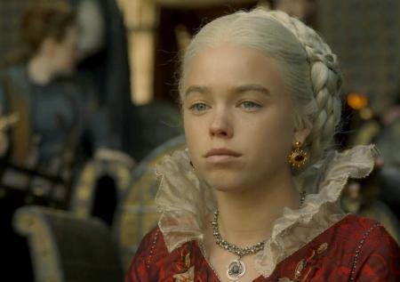 Два популярных сериала вернутся на экраны летом 2024 года