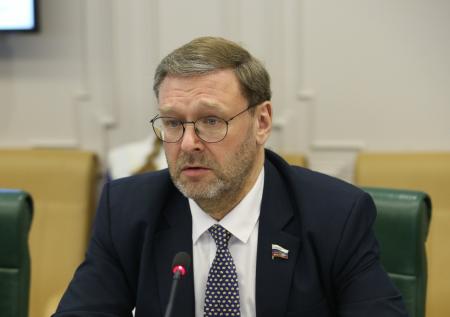 В Совфеде призвали к жесткой реакции на закрытие неба для Лаврова
